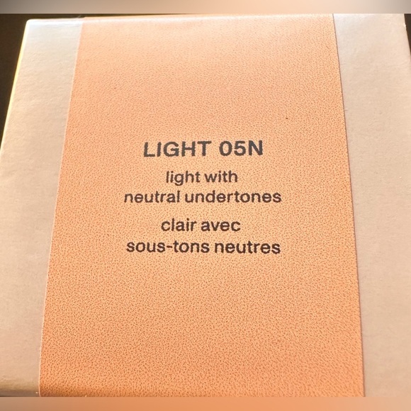 Morphe Lightform Liquid - Extended Hydration Foundation Makeup Shade Light 05N - Picture 4 of 8